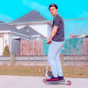 Meet your Posher, Blake